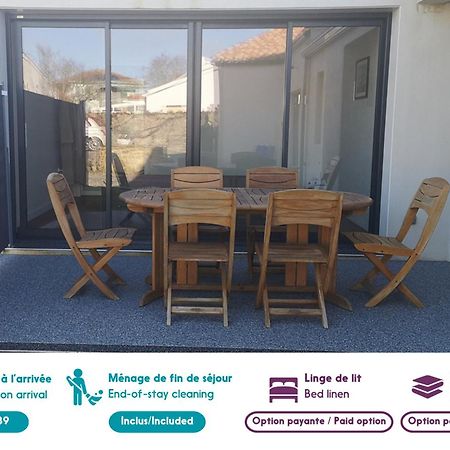 Le Cachet D'Une Maison De Centre-Bourg A Beauvoir-Sur-Mer Exteriör bild