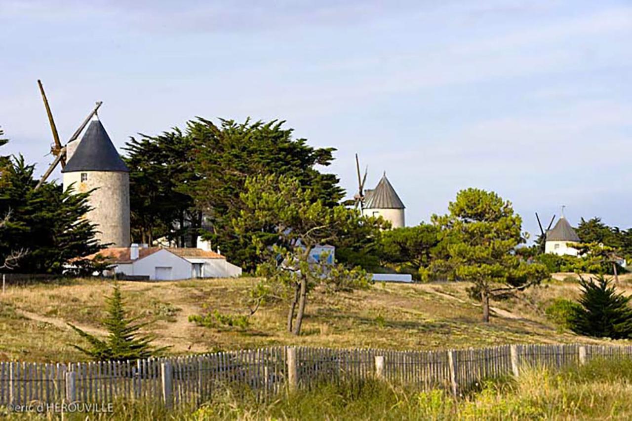 Le Cachet D'Une Maison De Centre-Bourg A Beauvoir-Sur-Mer Exteriör bild