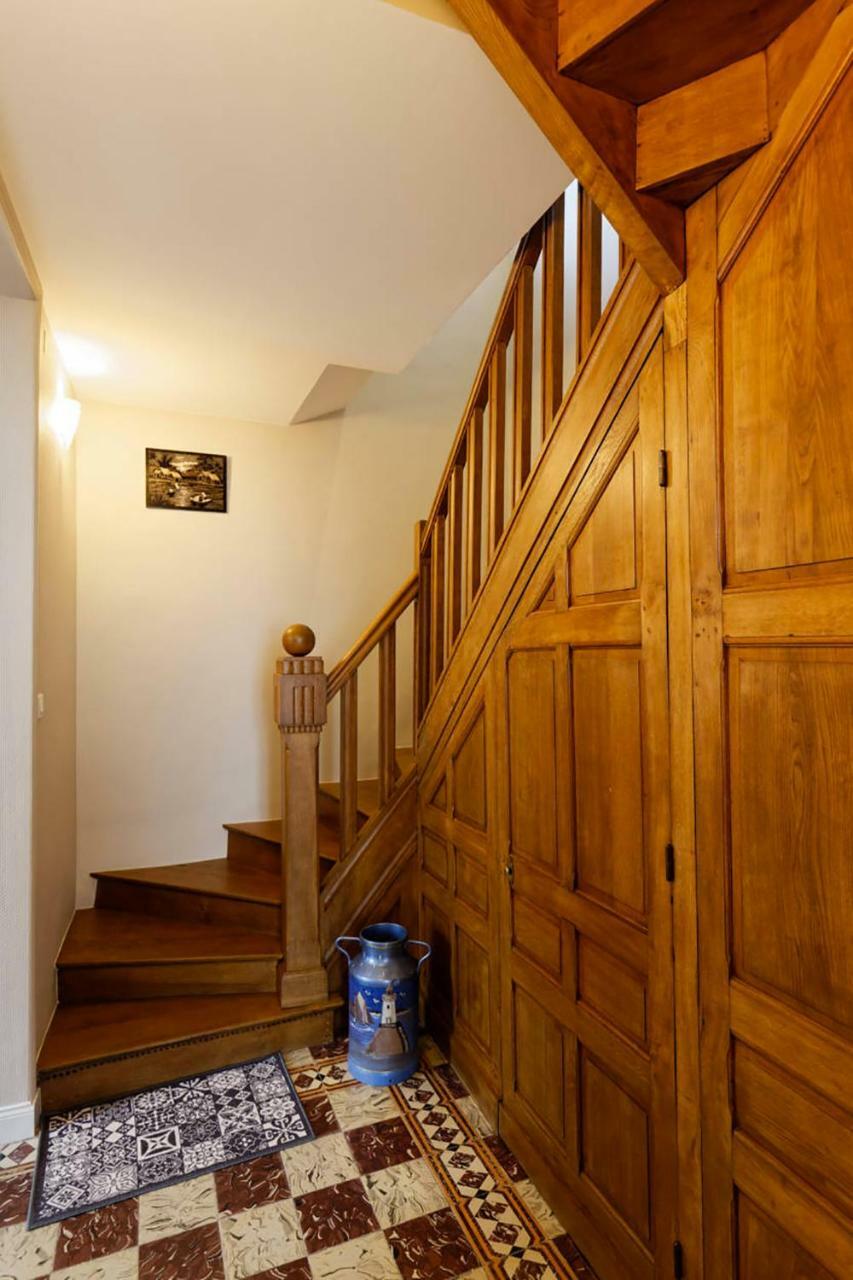 Le Cachet D'Une Maison De Centre-Bourg A Beauvoir-Sur-Mer Exteriör bild